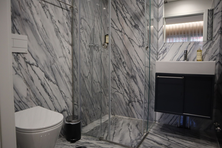 Bathroom 4, RS Porto Central Apartments, Porto