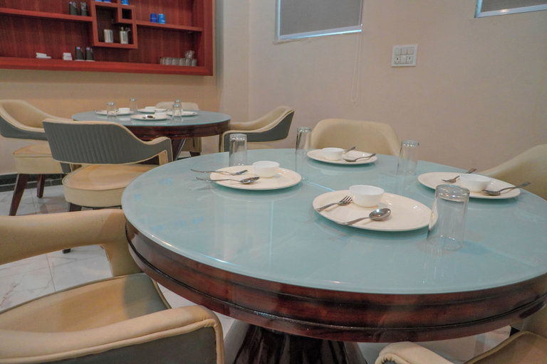 Food & Drinks 3, Aarchh Royale, Gautam Buddha Nagar