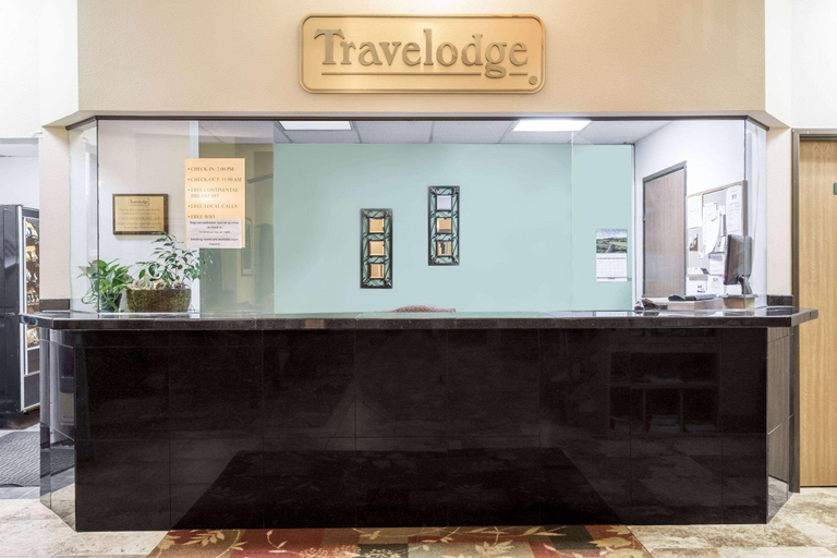 Public Area 2, Travelodge by Wyndham Longmont, Weld