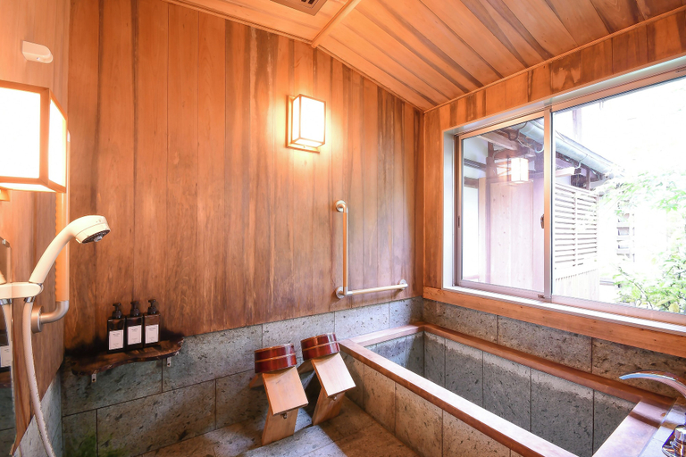 Bathroom 3, Koyasan Shukubo Soujiin, Kōya