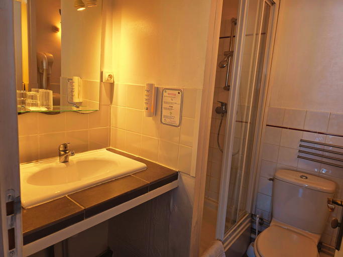 Bathroom 4, Hôtel Alexandra, Pas-de-Calais
