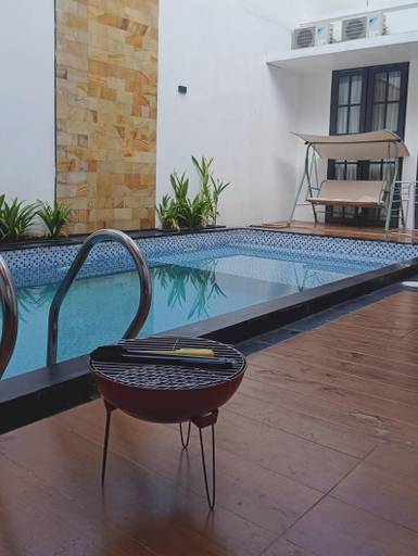 Sport & Beauty 2, The Arkhadewi Guest House Makassar, Makassar