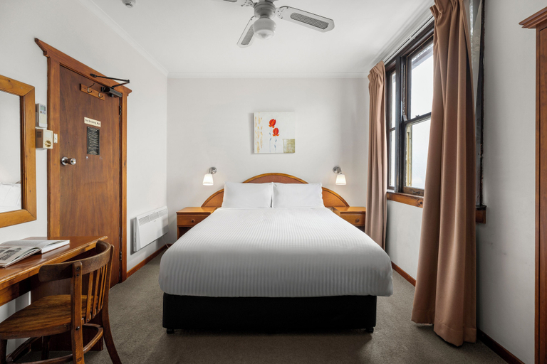 Bedroom 5