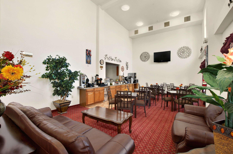 Food & Drinks 5, Best Western Lubbock Inn, Lubbock