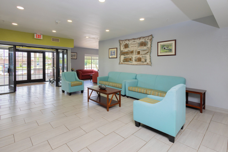 Others 5, Countryside Inn & Suites, Brown