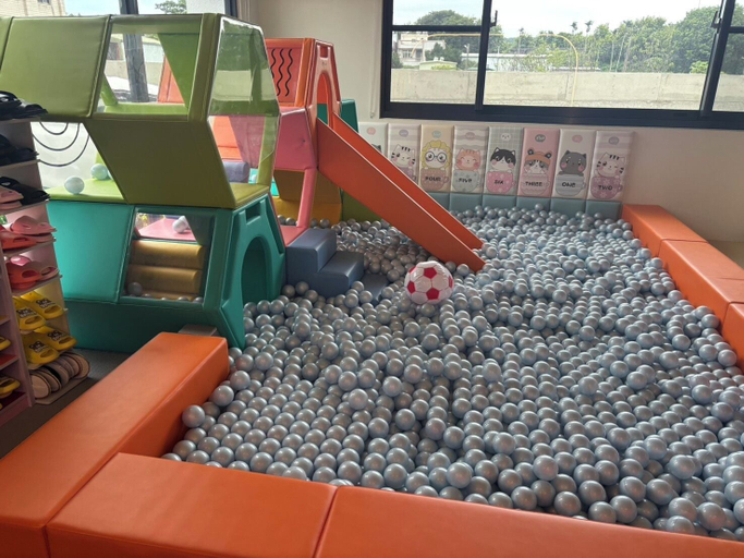 Others 3, Six Kids Family B&B, Miaoli