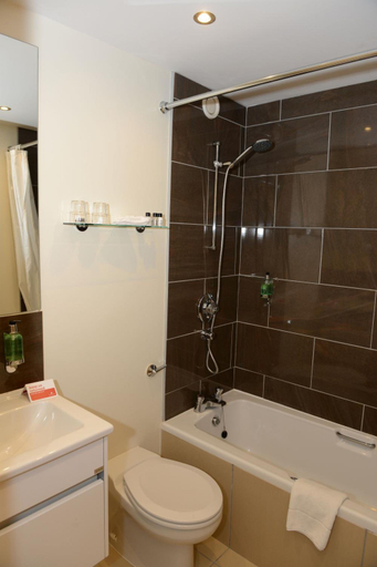 Bathroom 5, Ramada by Wyndham Telford Ironbridge, Telford and Wrekin