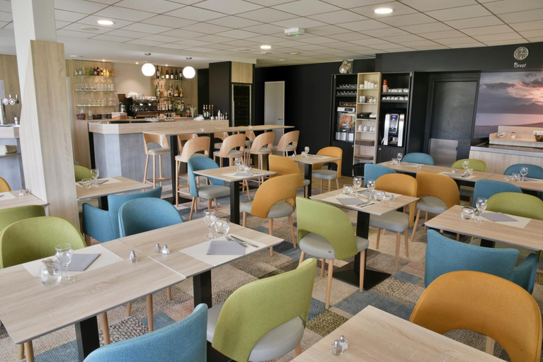 Food & Drinks, Brit Hotel Landivisiau, Finistère