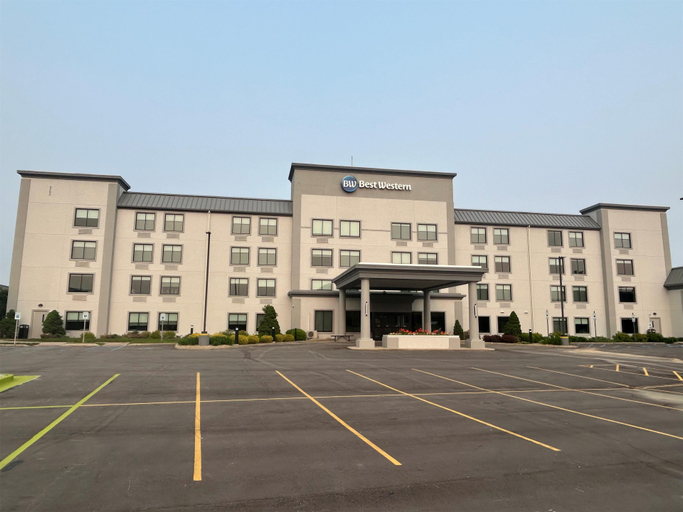 Exterior & Views 2, Best Western Byron Center, Kent