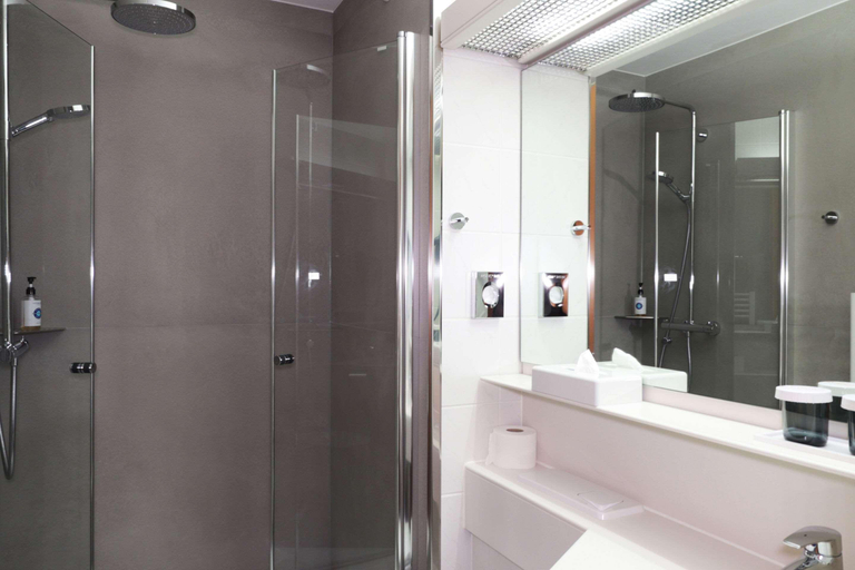 Bathroom 4, Comfort Hotel Atlantic Muenchen Sued, München