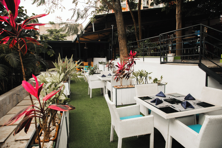 Food & Drinks, Belombre, Gasabo