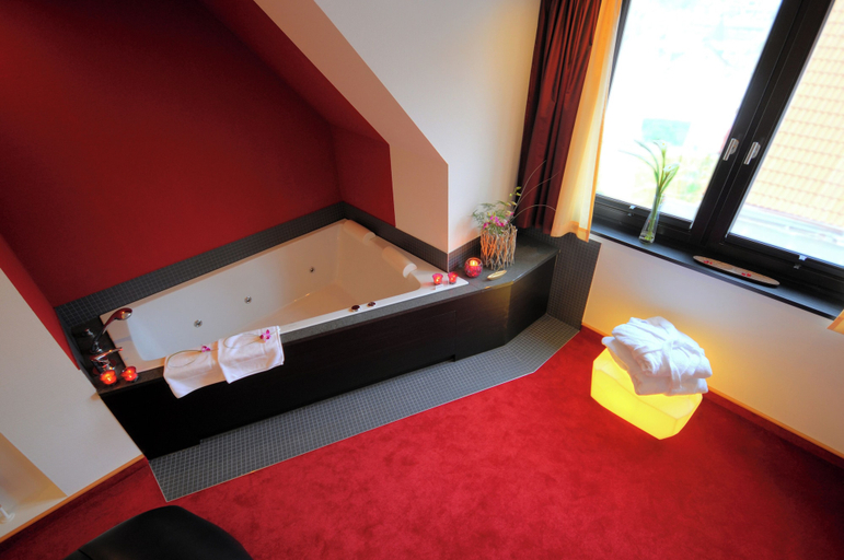 Bathroom 4