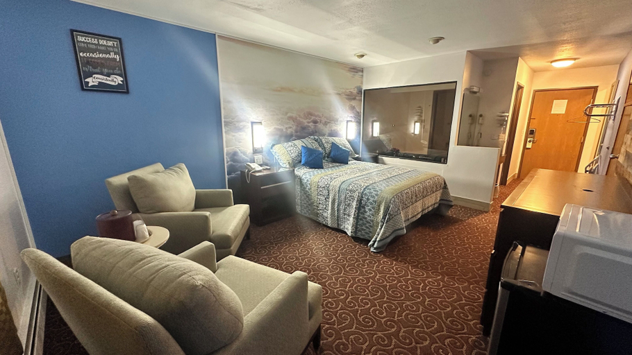 Others 5, Chesaning Inn & Suites, Saginaw
