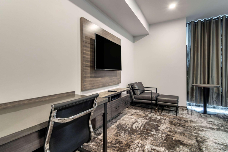 Public Area 2, The Hue Hotel, an Ascend Collection Hotel, Thompson-Nicola
