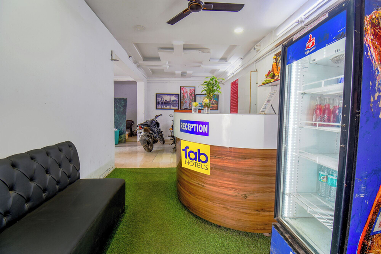 Others 5, Fabhotel Keshava executive - Nr Mahadji Shinde chhatri, Pune
