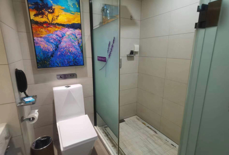 Bathroom 4, Lavande Hotels Harbin Shimao Avenue Wanda, Harbin