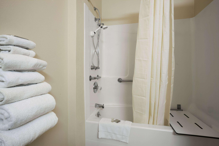 Bathroom, Super 8 by Wyndham Salmon, Lemhi