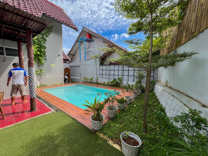 Others 4, Villa Doi Puncak 2BR With Private Pool & Karoeke, Bogor