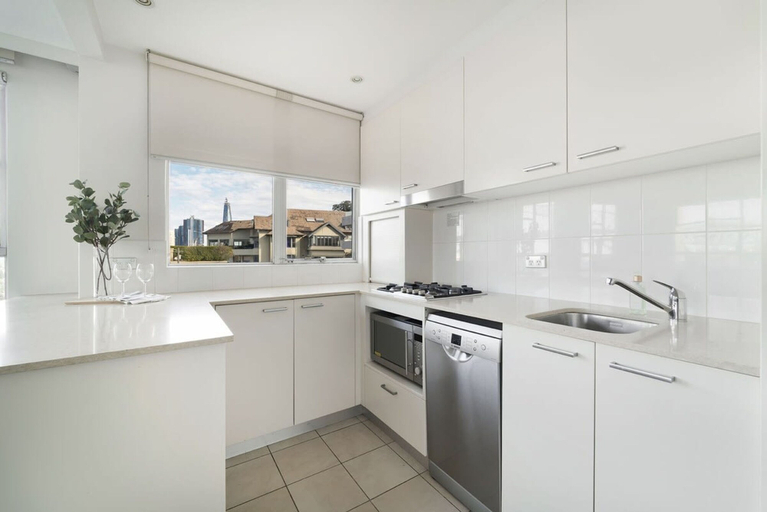 Room 5, Harbourside 32 in Sydney, Sydney