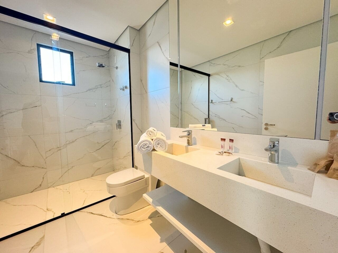 Bathroom 4, Blue Sea Hotel, Itapema