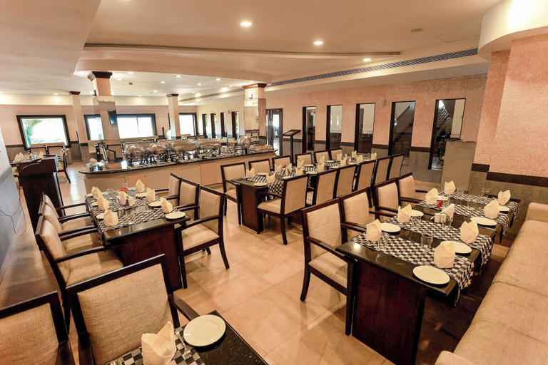 Food & Drinks 4, Renai Blue Waters Cherai, Ernakulam