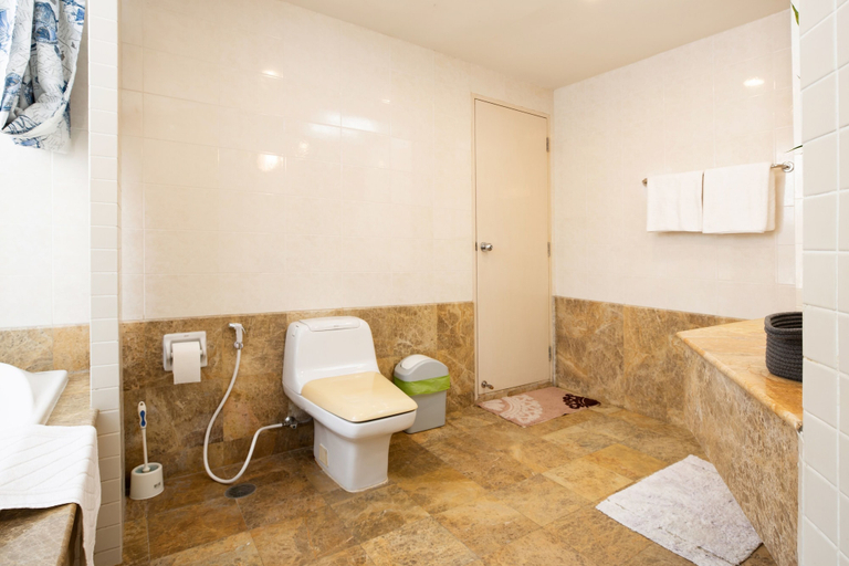 Bathroom 4, Ocean View 3BR Apartment ANDC 100-2, Pulau Phuket