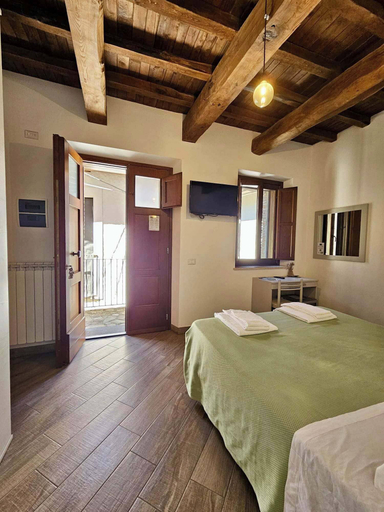 Bedroom 4, B&B Leofreni Natura, Rieti