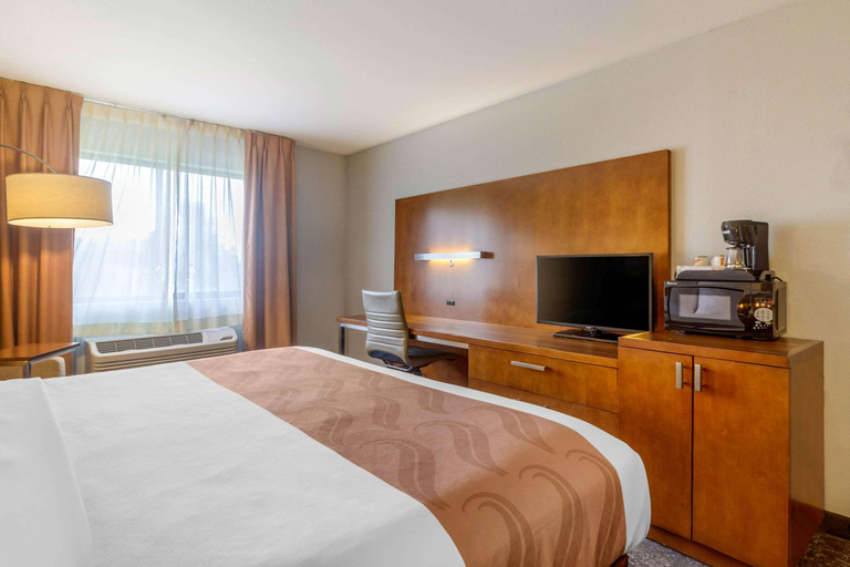 Bedroom 4, Quality Inn Danville, Boyle