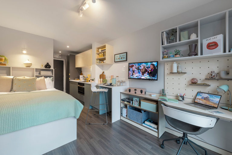 Bedroom 2, Student Only The Aspen, Leicester