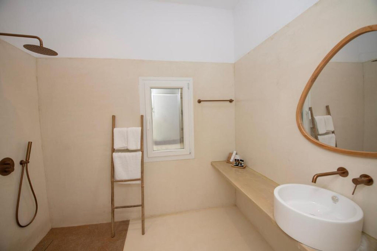 Room 3, Adyton Luxury Suite Mykonos Exclusive Pool Oasis, South Aegean