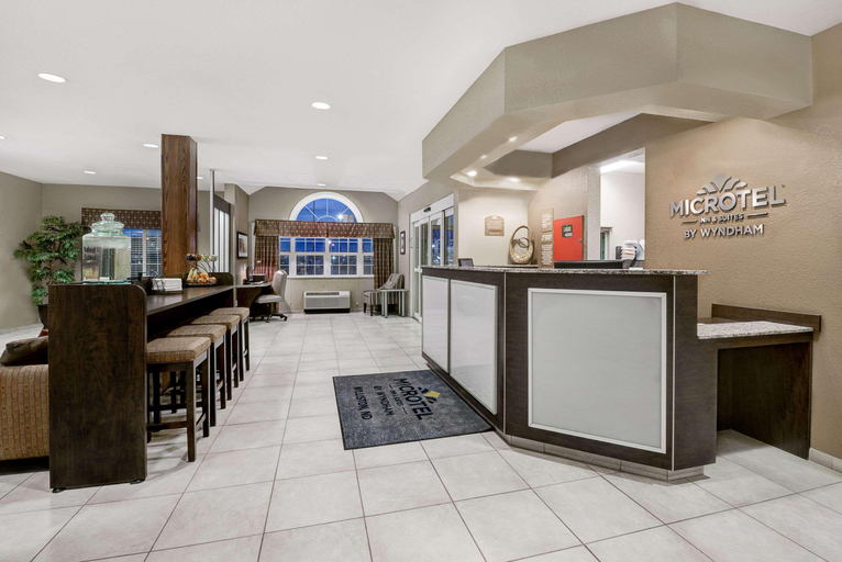Public Area 2, Microtel Inn & Suites by Wyndham Williston, Williams