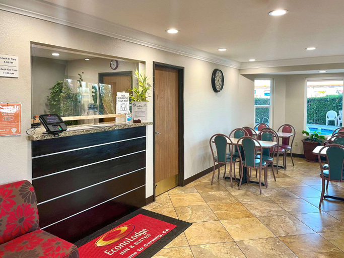 Public Area 2, Econo Lodge Inn & Suites Corning Travel Center, Tehama