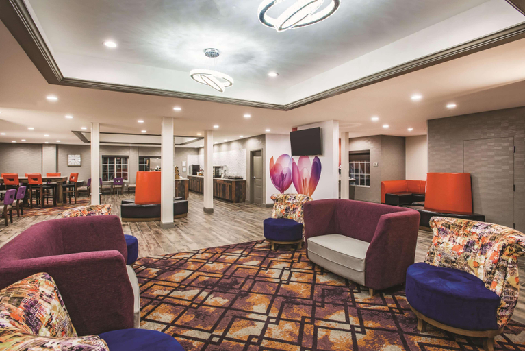 Public Area 2, La Quinta Inn & Suites by Wyndham Chambersburg, Franklin