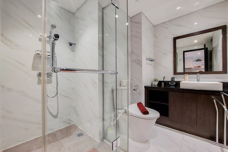 Bathroom 2, Minimalist And Cozy 1Br At Branz Bsd City Apartment, Tangerang Selatan