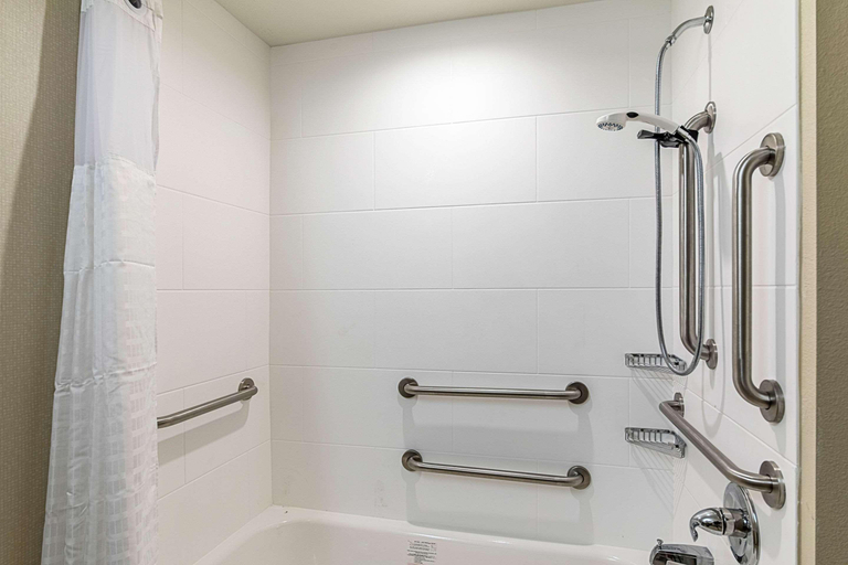 Bathroom 4, Comfort Suites Kyle, Hays