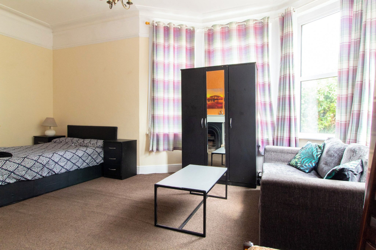 Others 4, Thornbury Guest House Room 1, Southampton