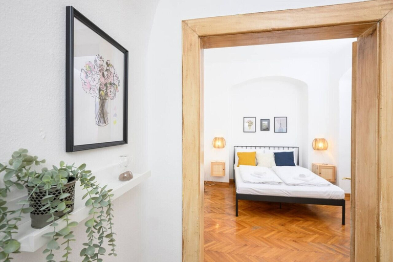 Bedroom 3, Spacious 2BR Stay for 6 Heart of Mödling, Mödling