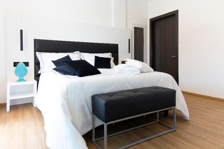 Bedroom 3, Popula Rooms & Mediterranean Bay, Lecce