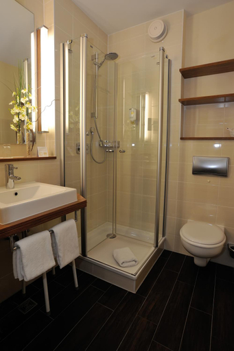 Bathroom 5, NordWest-Hotel Bad Zwischenahn, Ammerland