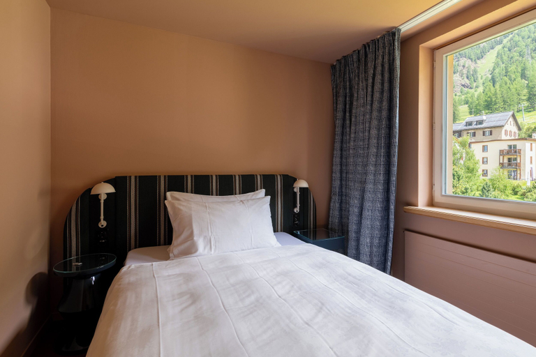 Bedroom 3, Boutique Hotel Engadinerhof – A Home for Generation, Maloja