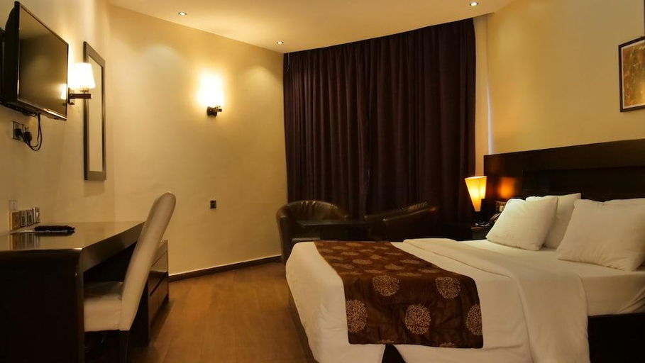Bedroom 3, Hotel Presidential, Port Harcourt, Obio/Akp