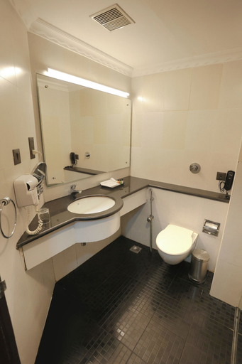 Bathroom 5, Renai Blue Waters Cherai, Ernakulam