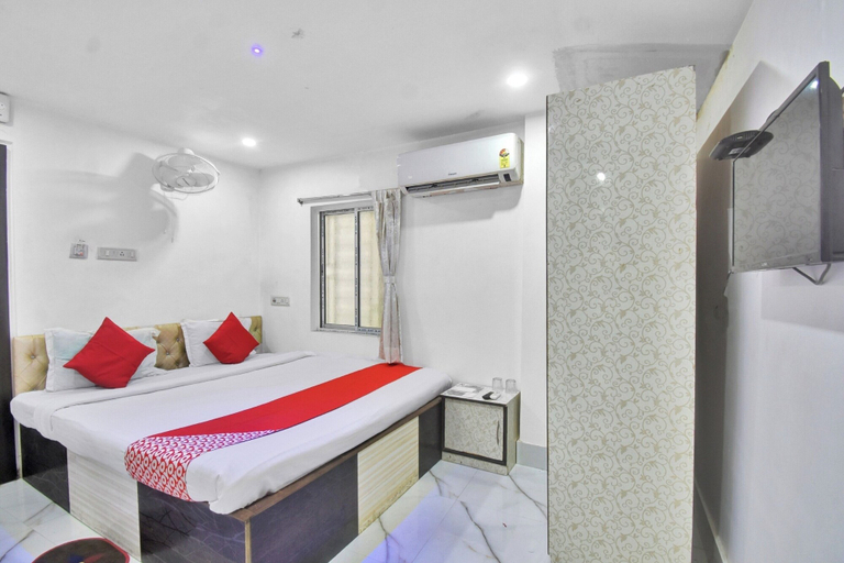 Others 4, Hotel Palace- Near Ruby Hospital, South 24 Parganas