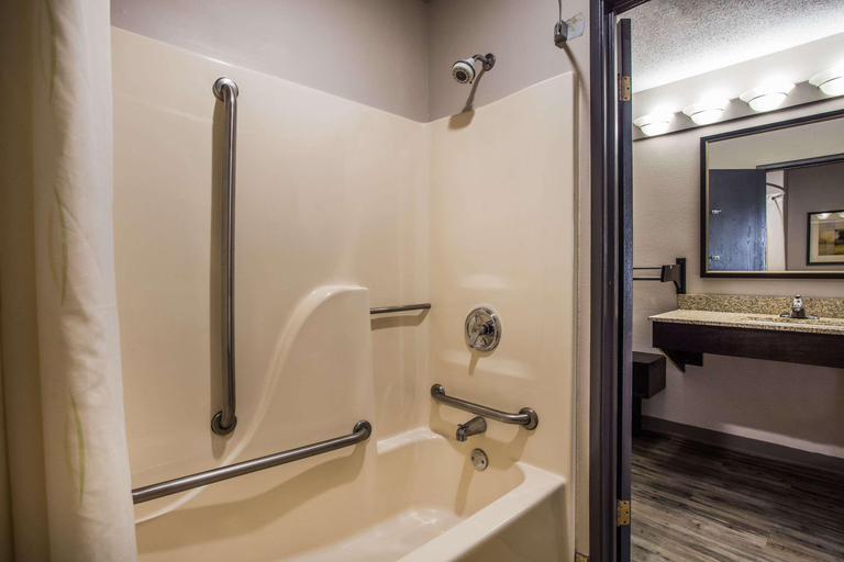 Bathroom 4, Baymont by Wyndham Madison West/Middleton WI West, Dane