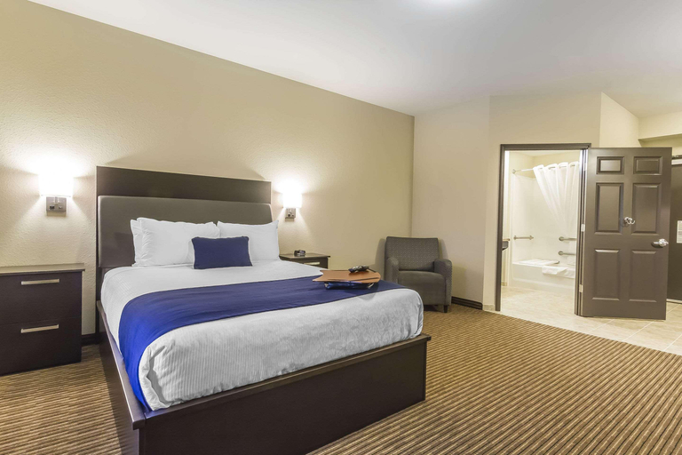 Bedroom 3, Quality Inn and Suites Moose Jaw, Division No. 7