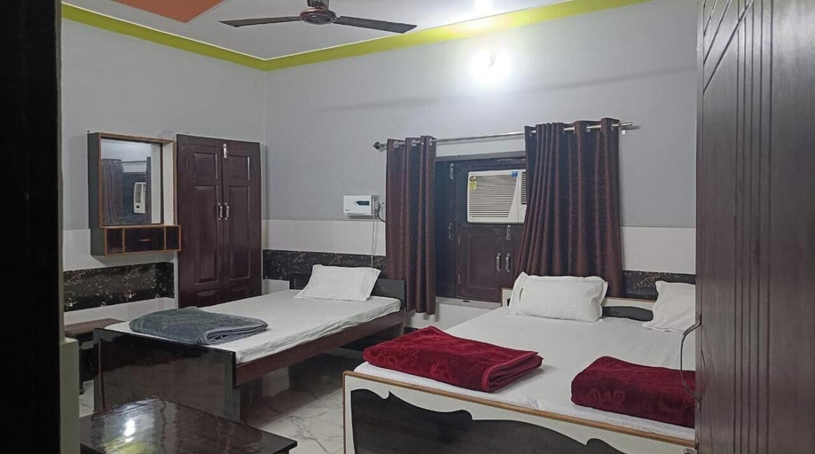 Bedroom 3, Leela Palace, Faizabad
