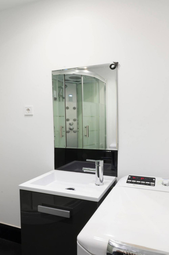 Bathroom 4, Apartamentos Day Madrid Callao I, Madrid