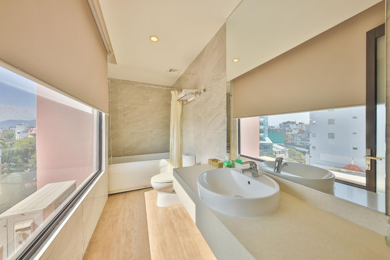 Bathroom 4, Daisy Flower Nha Trang, Nha Trang