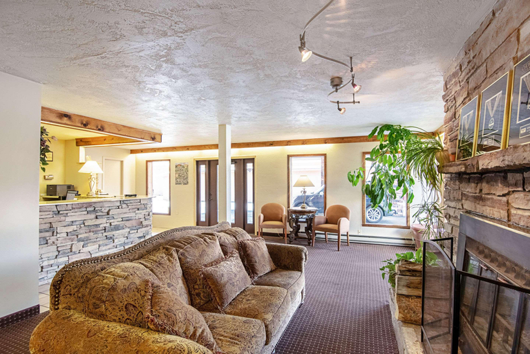 Public Area 2, Rodeway Inn Gunnison - Crested Butte, Gunnison