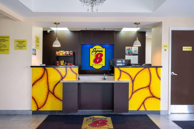Public Area 2, Super 8 by Wyndham Salisbury, Rowan